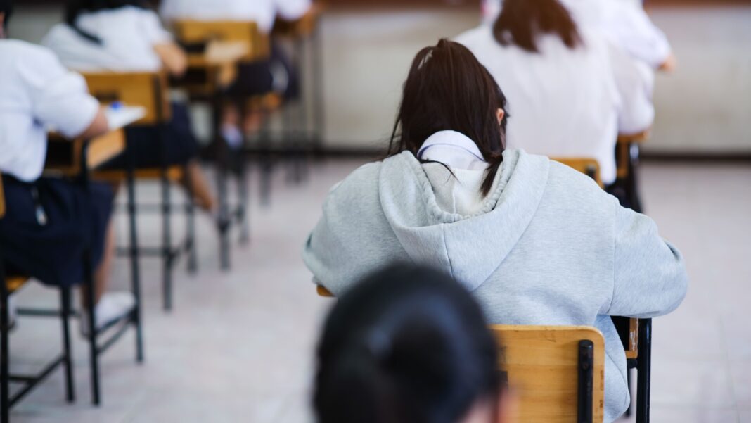 Peste 2.700 de elevi din Gorj de clasa a VIII-a participă la Simularea Evaluării Naționale