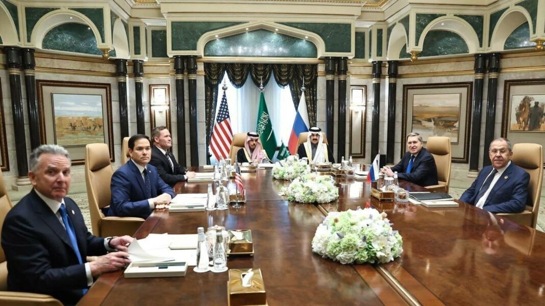 Au început negocierile pentru pace, în Arabia Saudită