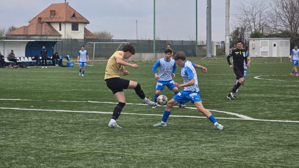Liga de Tineret / Universitatea Craiova s-a distrat cu FC Voluntari