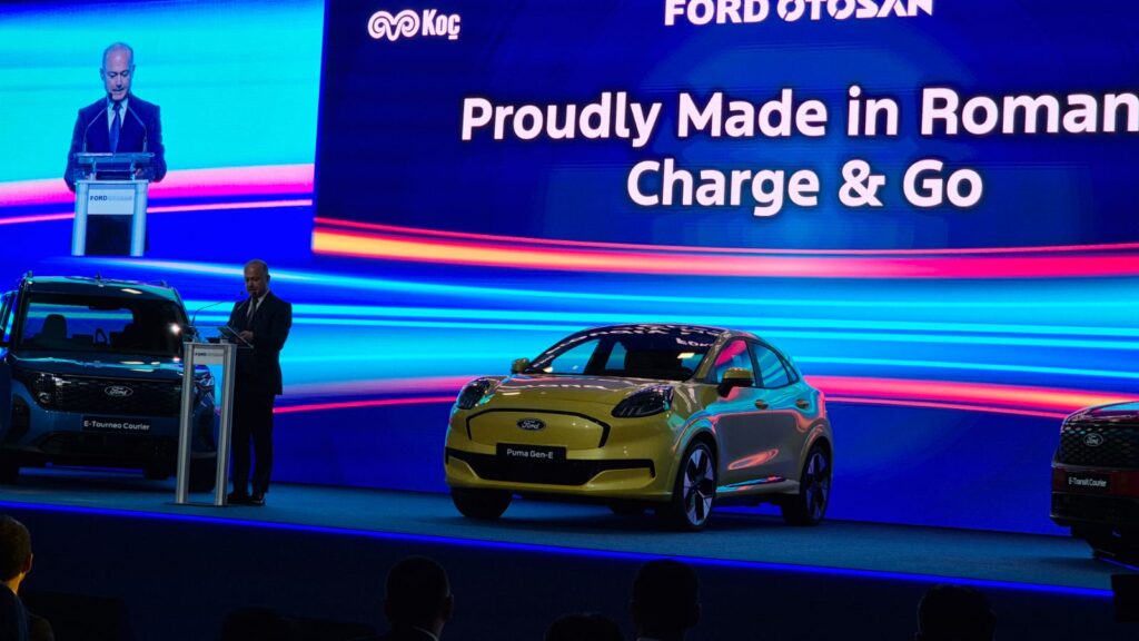 (VIDEO) Ford Otosan începe livrarea primelor vehicule electrice fabricate în România