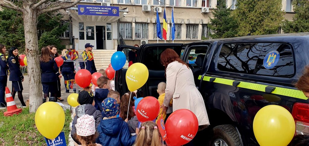 (VIDEO) Porți deschise la sediul IPJ Mehedinți