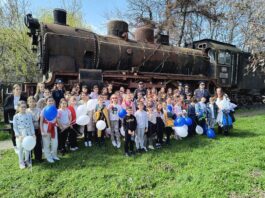 Polițiștii de la transporturi au marcat ziua lor alături de copii