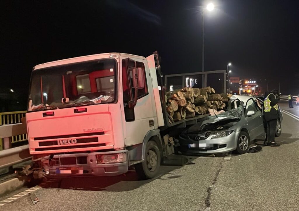 (VIDEO) Impact mortal la Calafat. O persoană a murit și alte patru au ajuns la spital