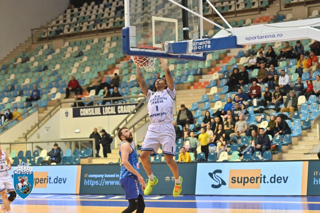 Baschet / SCMU Craiova și-a făcut fanii fericiți! Victorie fără emoții cu Steaua