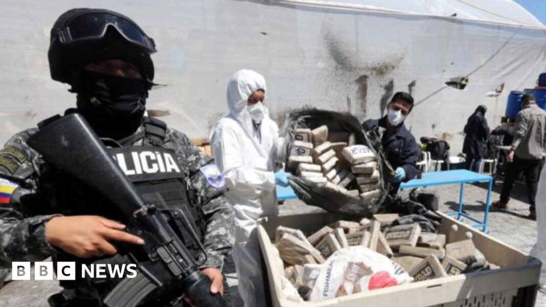 c1bcb2a0-03f7-11f0-88b7-5556e7b55c5e Cea mai mare parte a cocainei din lume este traficată prin porturile Ecuadorului. Lupta împotriva bandelor criminale