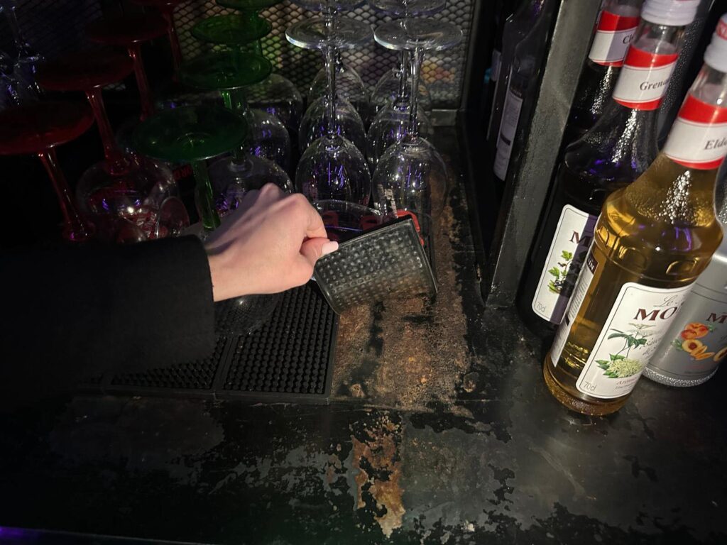 Mai multe cluburi şi restaurante din Bucureşti, închise de ANPC în urma unor controale