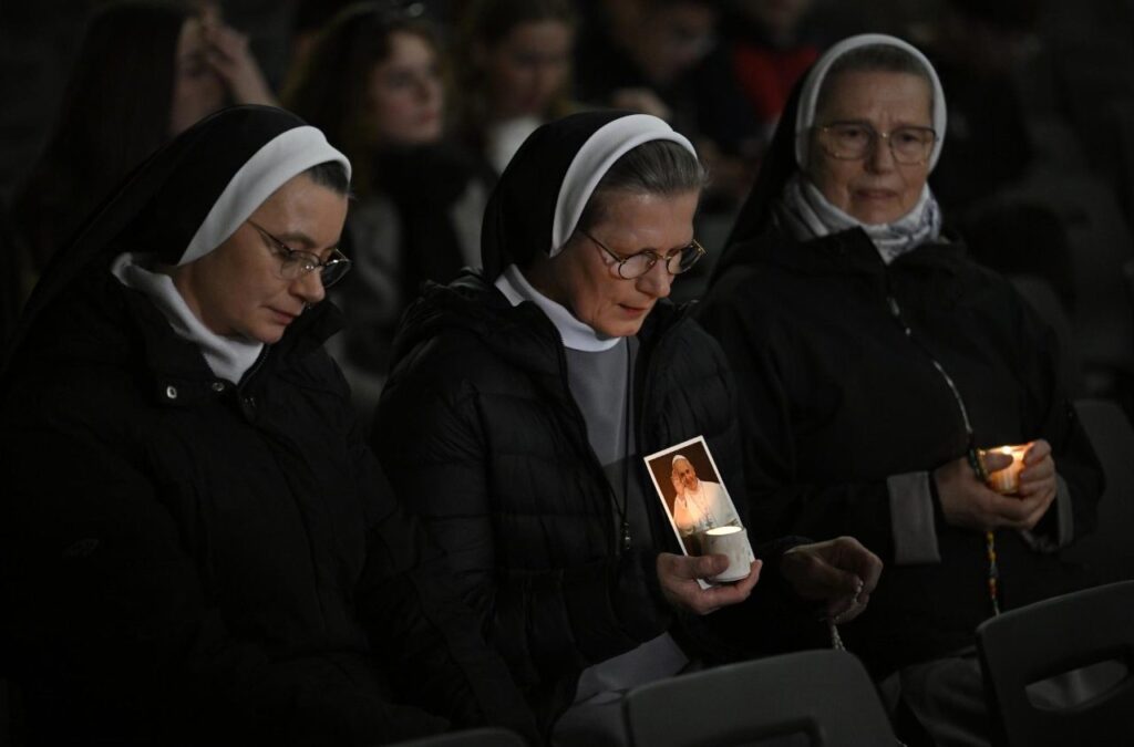 (VIDEO) Papa Francisc trimite un mesaj din spital pentru susținătorii