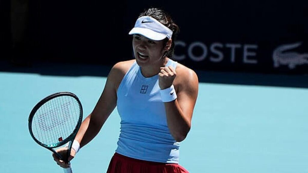 Emma Răducanu merge în optimi la Miami! Kessler s-a retras în setul doi