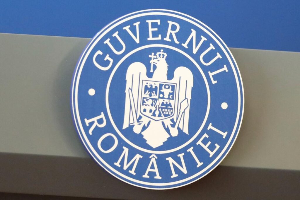 Guvernul a stabilit un număr total de 56 de secretari de stat. În prezent sunt 75