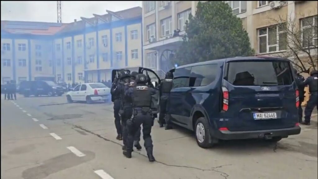Ziua Jandarmeriei Române, marcată de jandarmii din Craiova