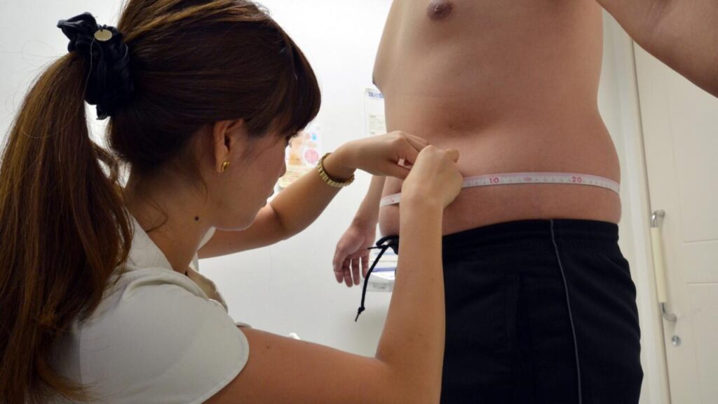 Peste jumătate dintre adulții din întreaga lume vor fi supraponderali sau obezi până în 2050