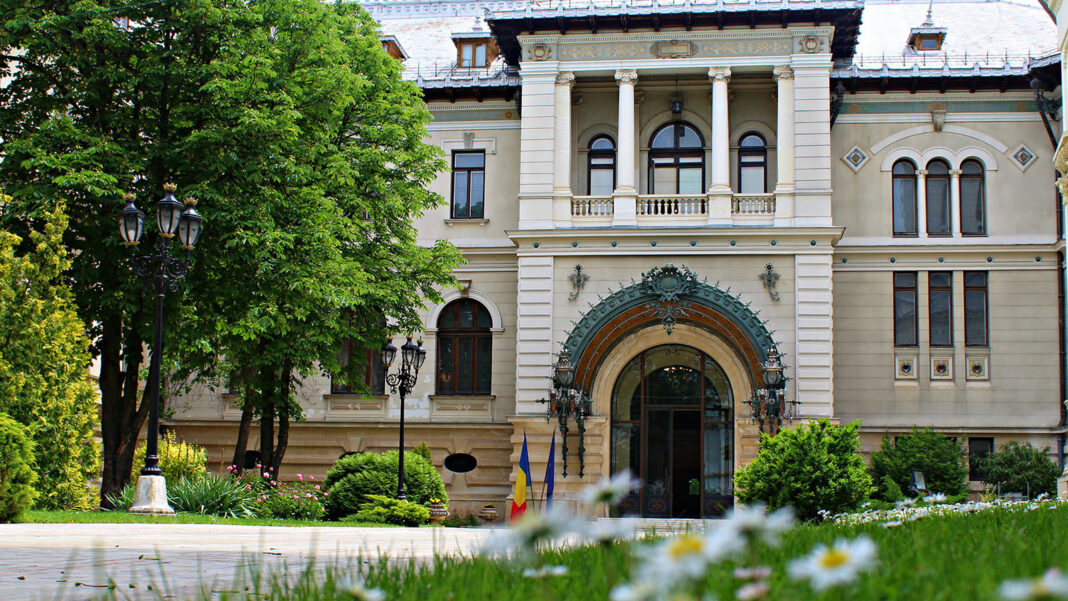 Preşedintele interimar Ilie Bolojan a explicat de ce a ales să locuiască la Palatul Cotroceni