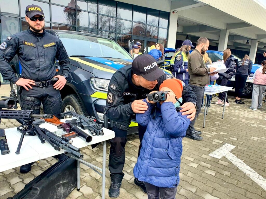 Gorj: Ziua Poliției Române marcată de polițiști prin activități interactive