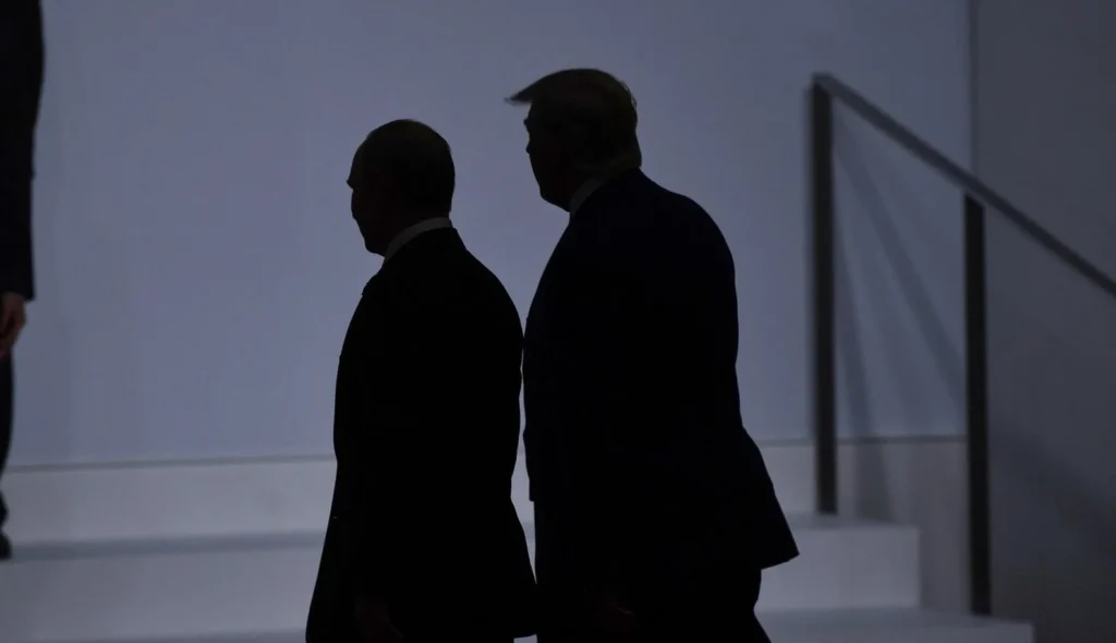 Trump admite că ruşii ar putea „trage de timp” în privinţa acordului de pace cu Ucraina