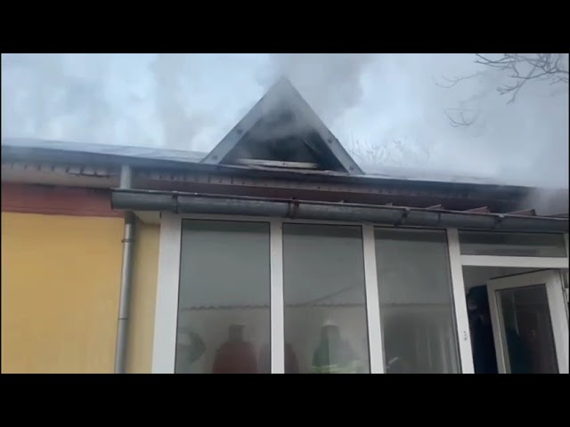 (VIDEO) Incendiu la o anexă gospodărească din Slatina