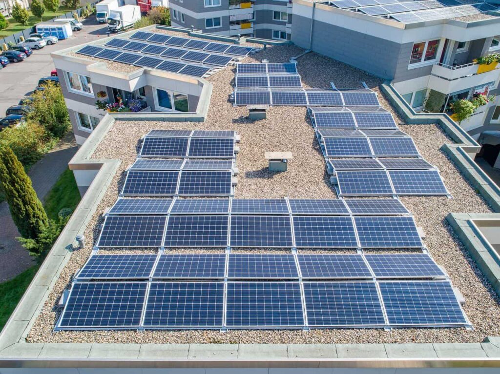Prosumatorul de Condominiu – o soluție reală pentru facturi mai mici la energie