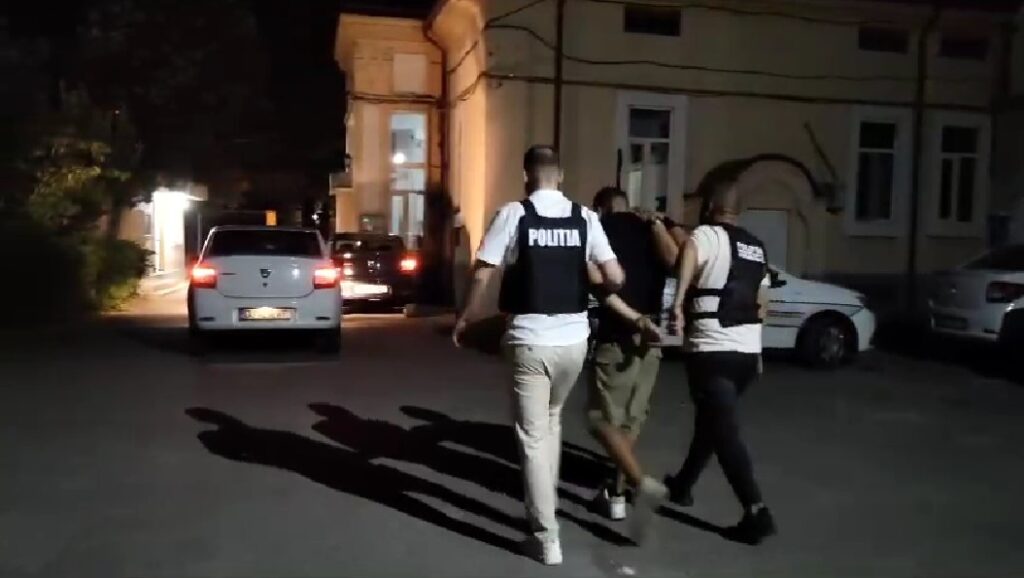 Condamnat la închisoare după ce a tâlhărit o femeie de 88 de ani