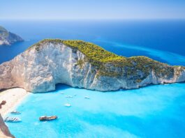 Rezervările pentru vacanțe în Grecia au crescut cu aproximativ 8% față de anul anterior