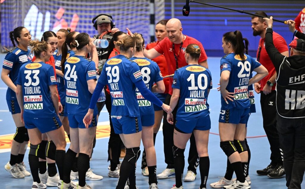 Handbal (f) / SCM Vâlcea a învins Thuringer, dar a ratat calificarea în Final Four-ul EHF