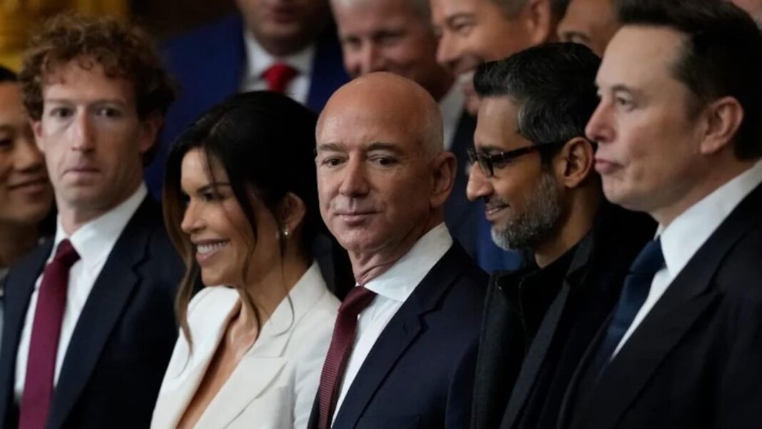 Lovitură pentru miliardarii lumii. Au pierdut într-o singură zi 208 miliarde de dolari, după anunțul lui Trump