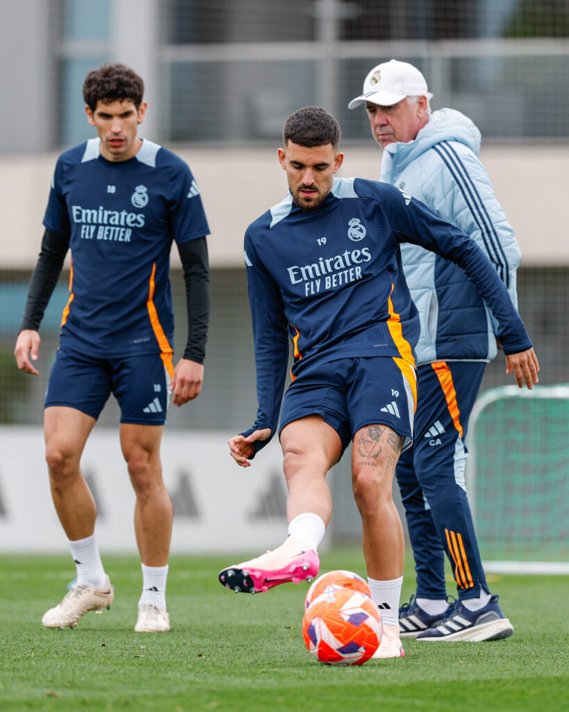 Carlo Ancelotti mai stă un pic la Real Madrid, Xabi Alonso nu comentează