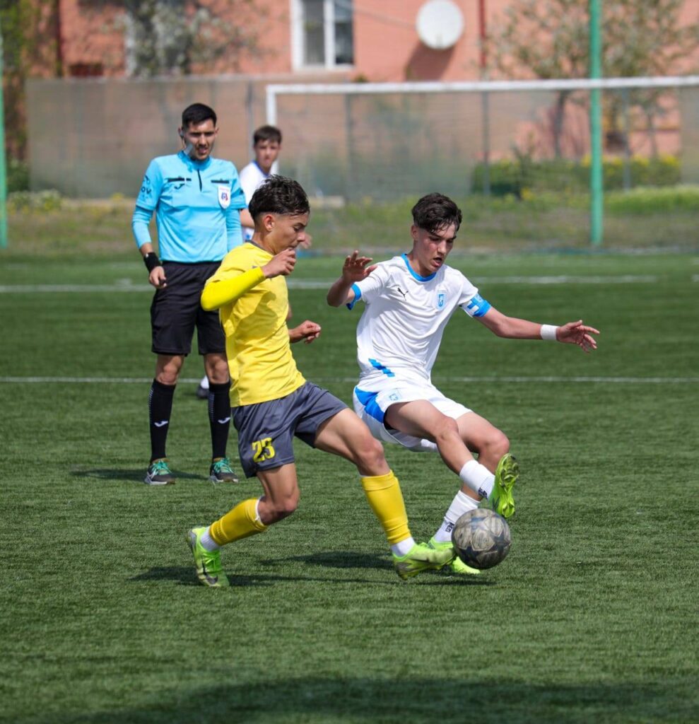 Liga Elitelor U15 | Universitatea Craiova a dat de pământ cu LPS Banatul Timișoara