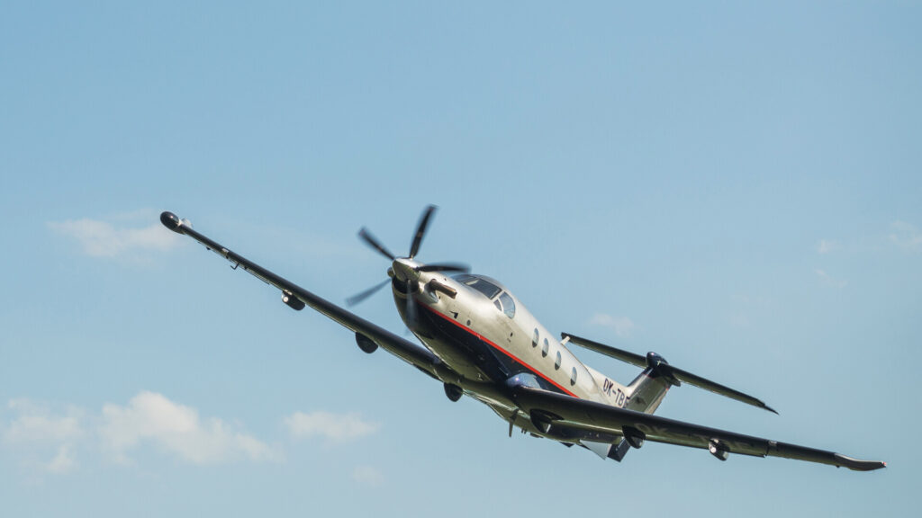 Şase morţi într-un accident de avion în statul New York 