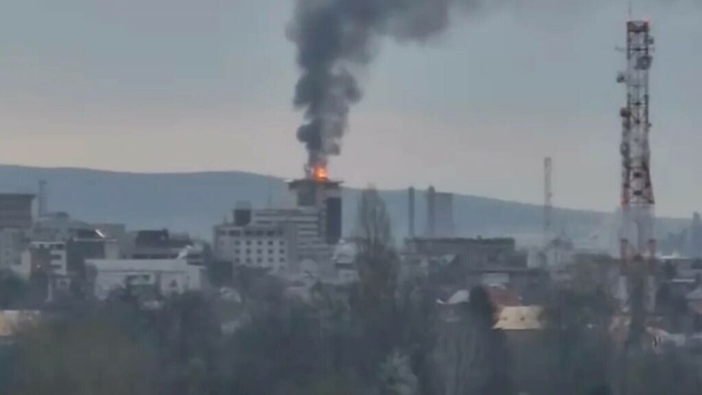 Funcţionarea rafinăriilor Petrotel Lukoil şi Petrobrazi, afectată de o cădere totală de tensiune