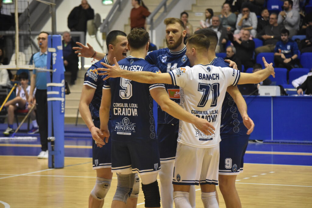 Volei (m) / De bucurie avurăm parte! SCMU Craiova a câștigat medaliile de bronz în Divizia A1