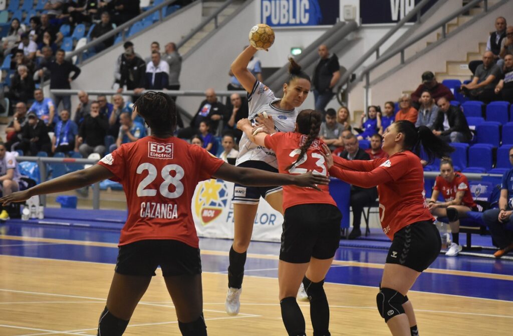 Handbal (f) / Tot mai aproape de Europa! SCMU Craiova și-a luat punctele cu Baia Mare