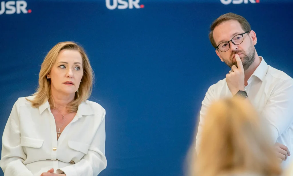 Secretarul general al USR, împuternicit cu gestionarea contractelor partidului