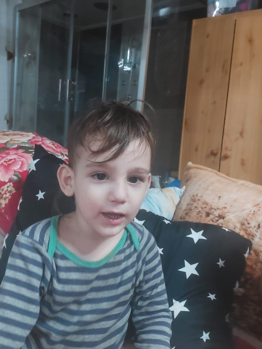Mehedinţi: Copil de patru ani, dispărut de acasă, căutat de poliţişti