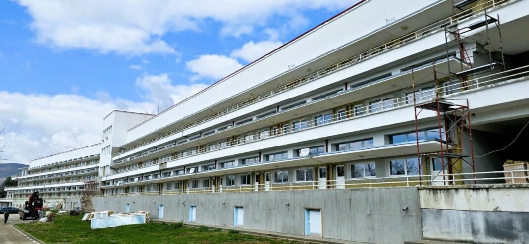 Gorj: Spitalul de la Dobrița va fi alimentat cu energie verde