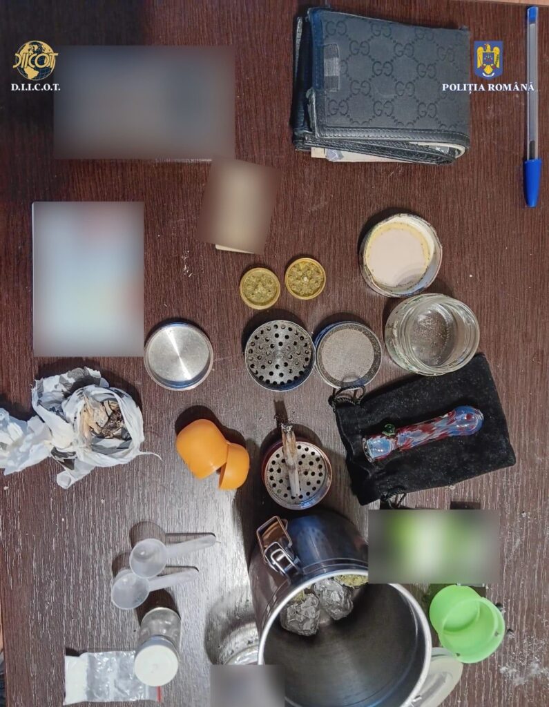 Un medic ortoped, un asistent medical și un alt suspect, arestați pentru trafic de droguri