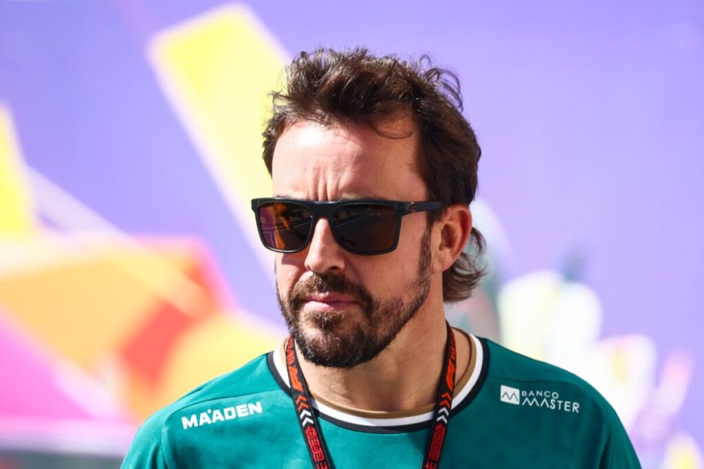F1 / Alonso, la capătul răbdării: „Mașina pur și simplu moare în virajele lente!“
