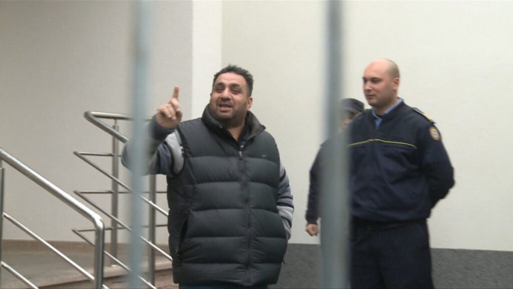 Bercea Mondial și alți nouă complici, reținuți