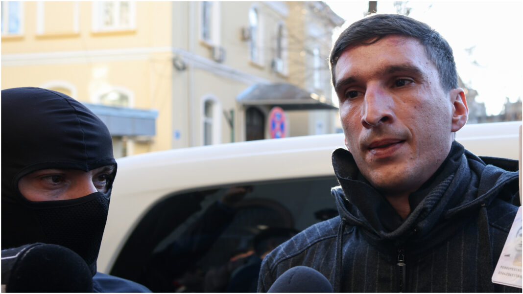 Bogdan Peșchir, finanțatorul campaniei lui Călin Georgescu pe TikTok, rămâne în arest
