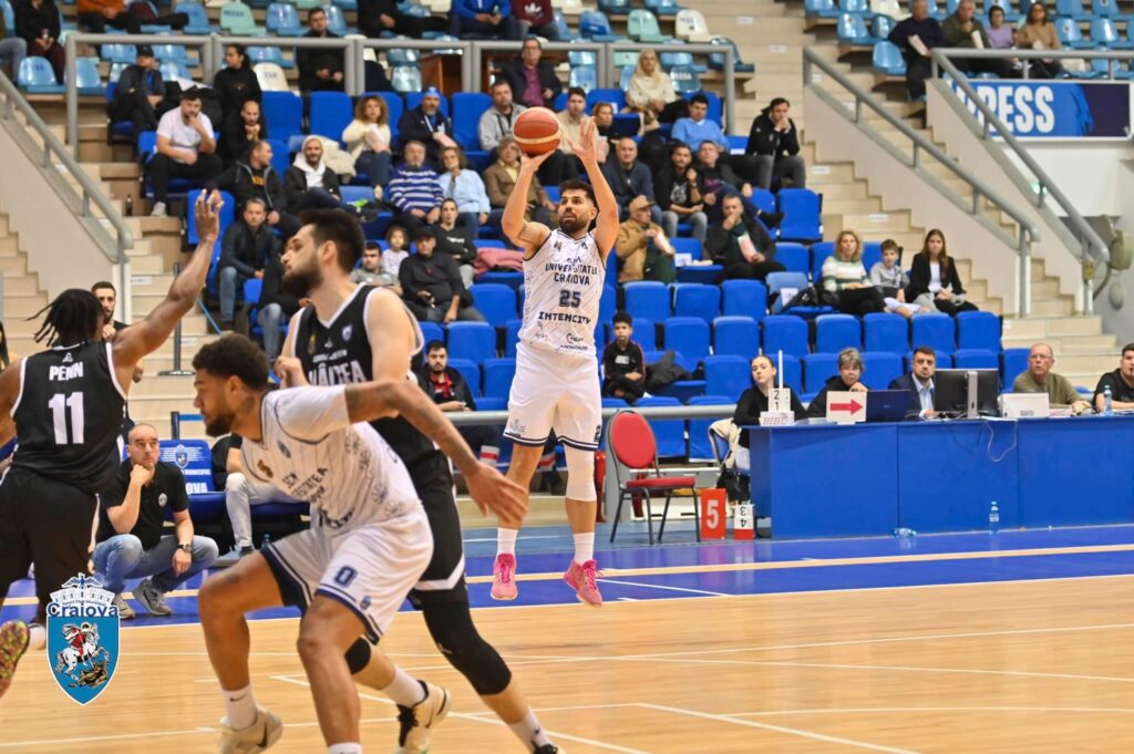 Baschet / SCMU Craiova a tras tare, dar a cedat în fața experienței campioanei UBT Cluj