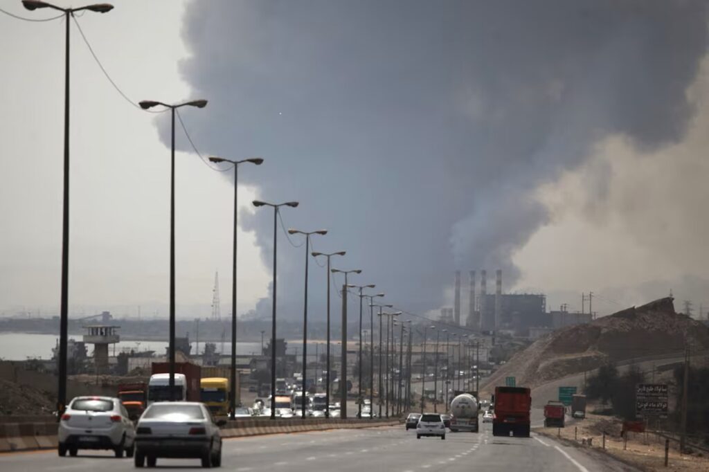 Explozie devastatoare în cel mai mare port comercial iranian