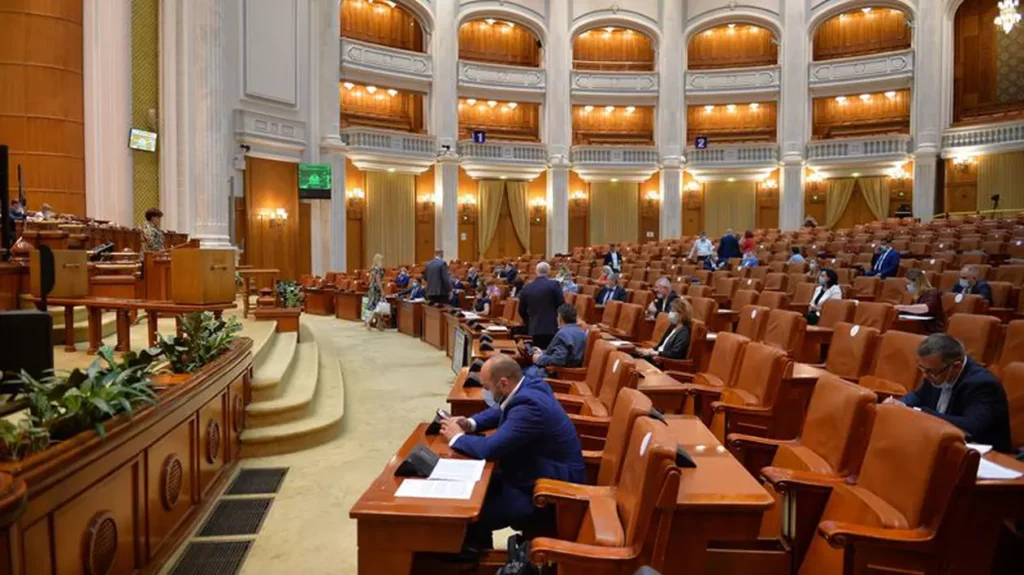 Senatorii votează modificarea legii privind Codul Rutier