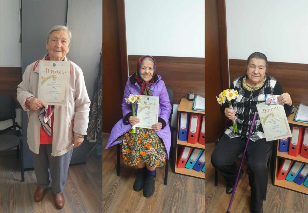 12 nonagenari au fost sărbătoriți și premiați de Primăria Râmnicului