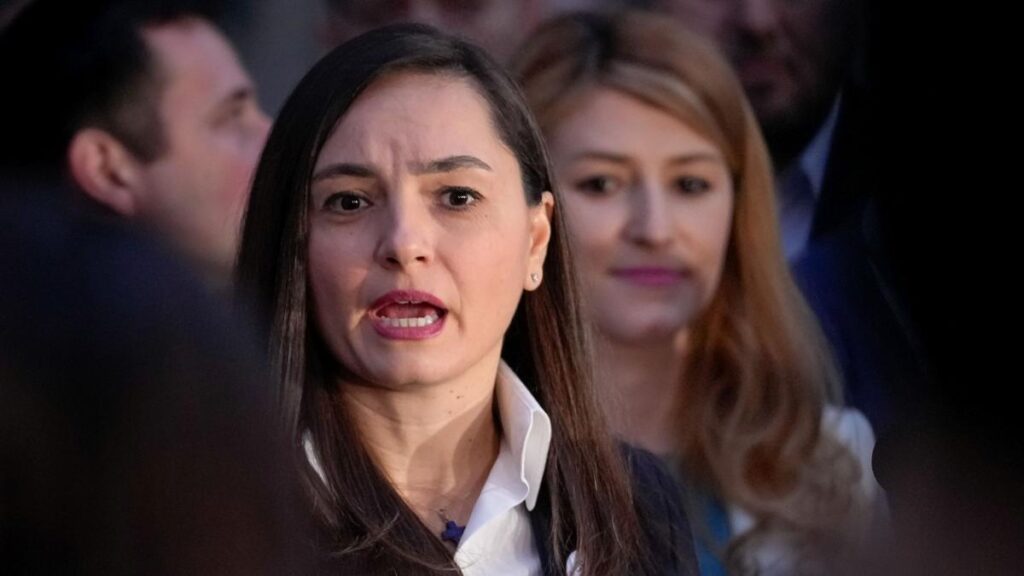 Partidul POT, acuzat că cere decontarea cheltuielilor efectuate pentru băuturi alcoolice și bacșișuri