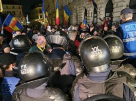 Primele rețineri după protestele violente din Capitală