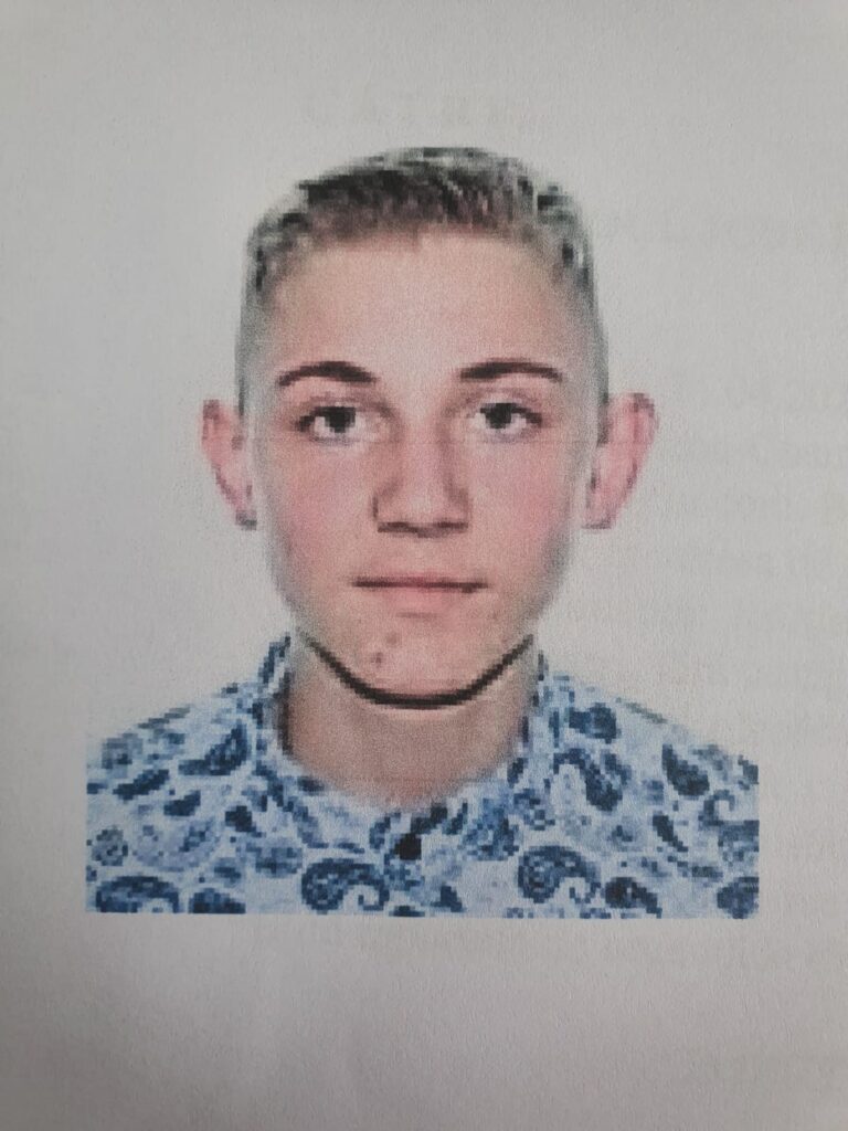 Gorj: Adolescent căutat de poliție după ce a dispărut de acasă