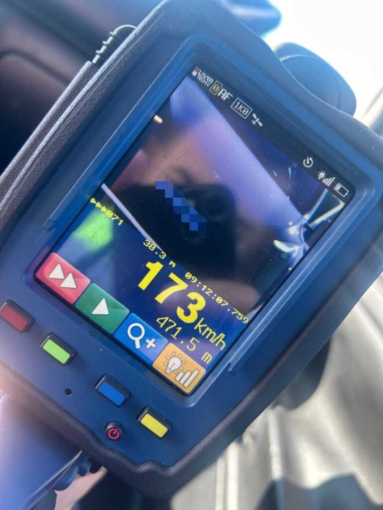 Un bucureștean, prins cu 173 km/h pe drumul expres
