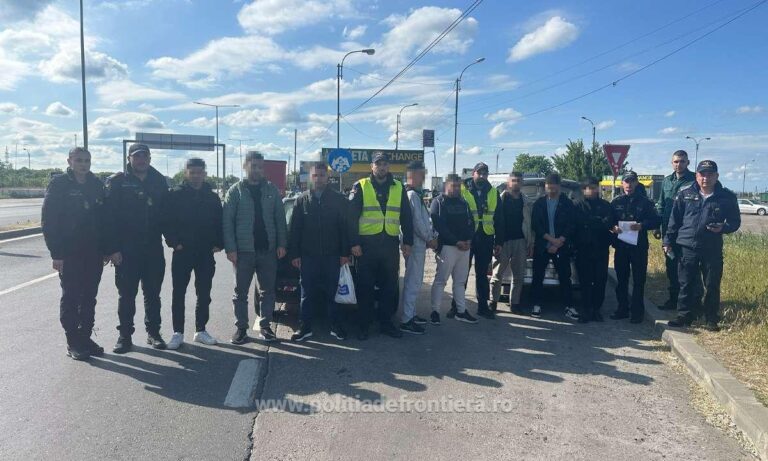 Cetățenii străini au fost predați autorităților de frontieră din Bulgaria