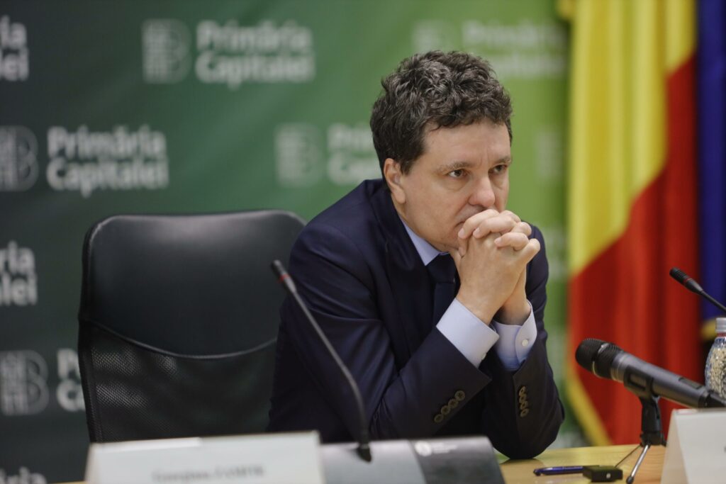 Nivelul de Încredere al Românilor în Președinte și Politici - Analiză Detaliată