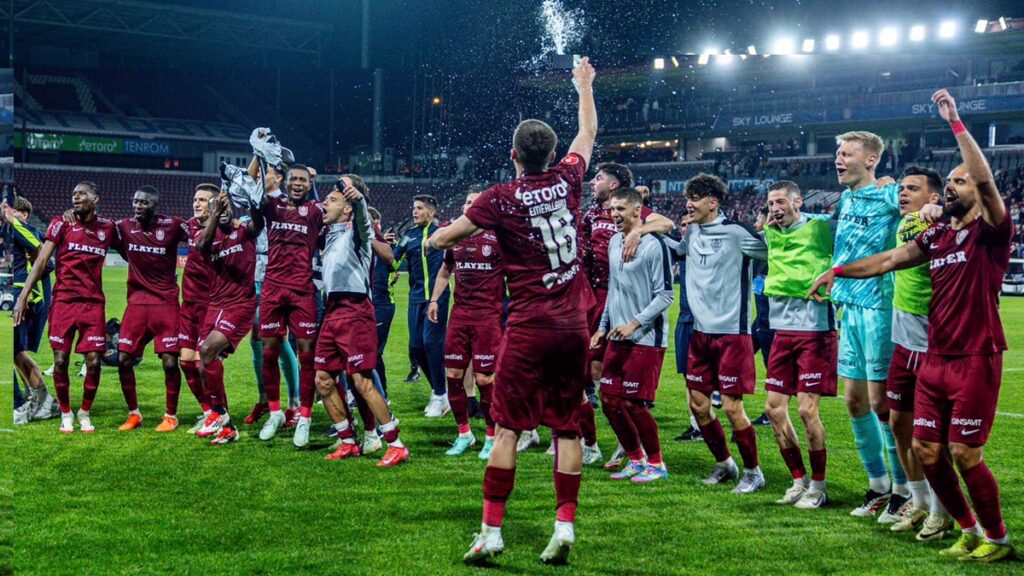 Superliga / CFR Cluj a învins-o pe U Cluj şi i-a luat locul Ştiinţei