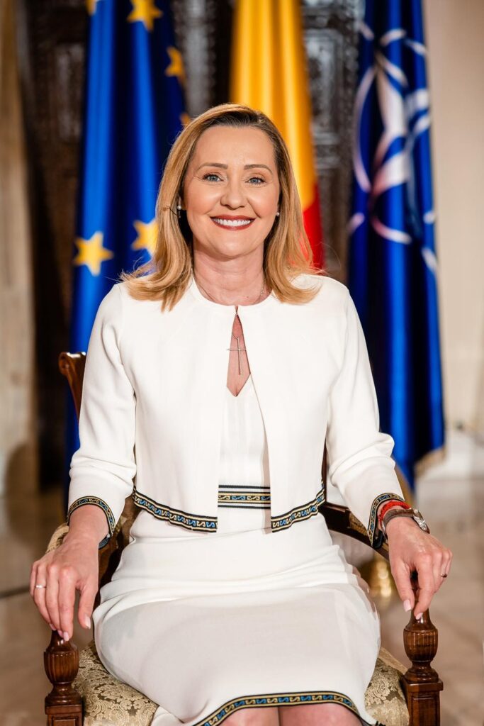 Elena Lasconi demisionează din funcția de președintă a USR