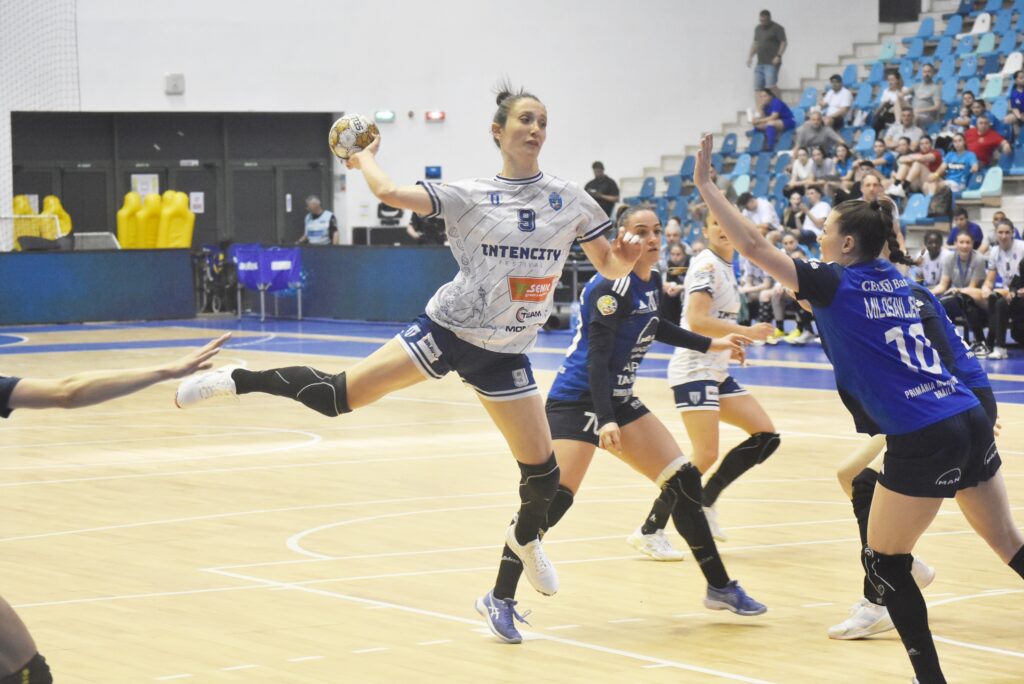 Handbal (f) / Tare mai dor înfrângerile! SCMU Craiova, învinsă dramatic de Brăila
